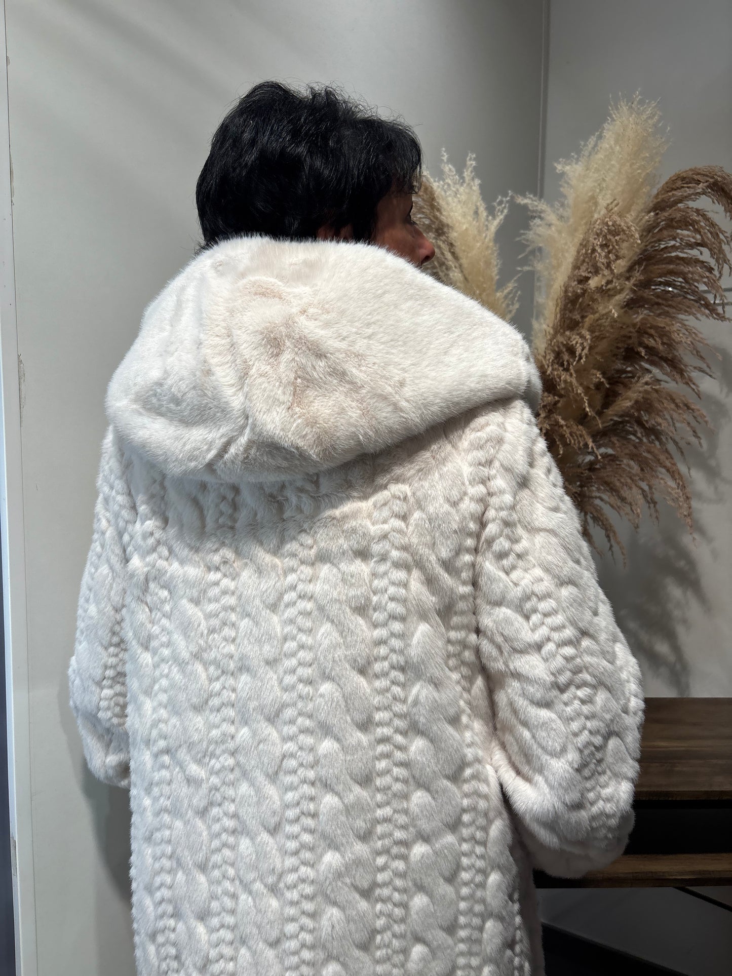 Manteau long en fausse fourrure