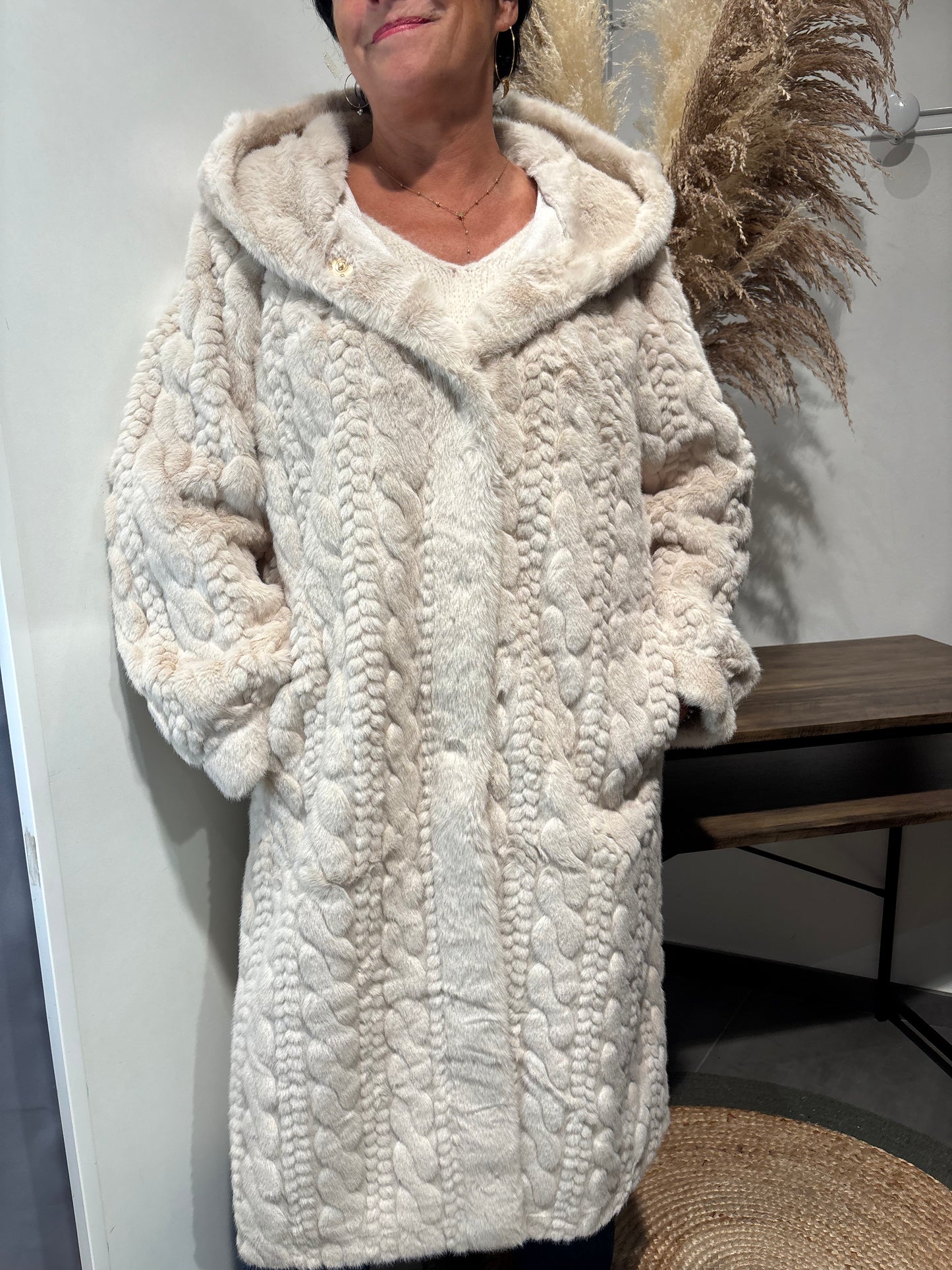 Manteau long en fausse fourrure